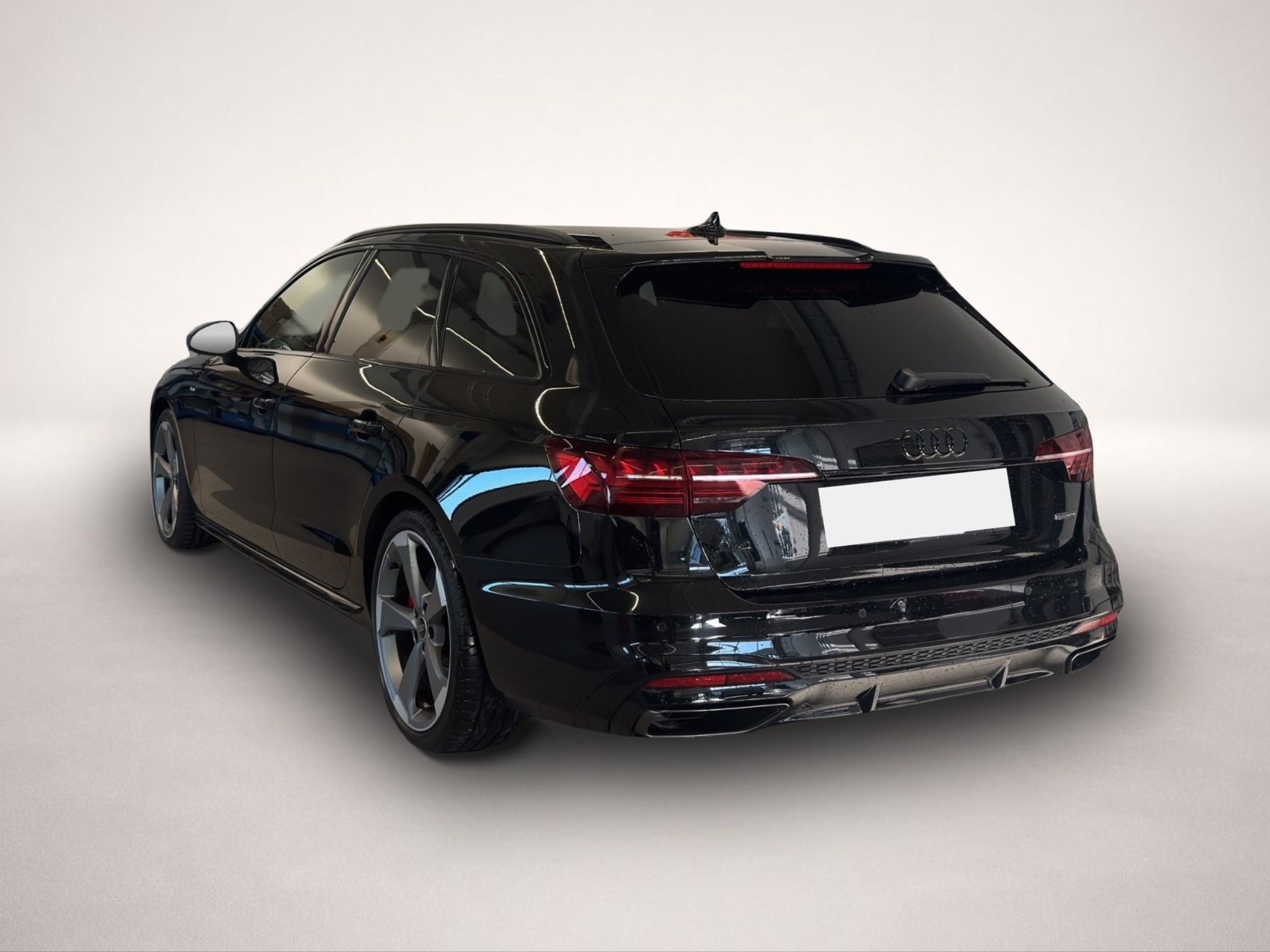 Audi A4 (09/2024, Benzin)