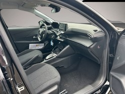 Peugeot 208 (08/2025, Benzin)