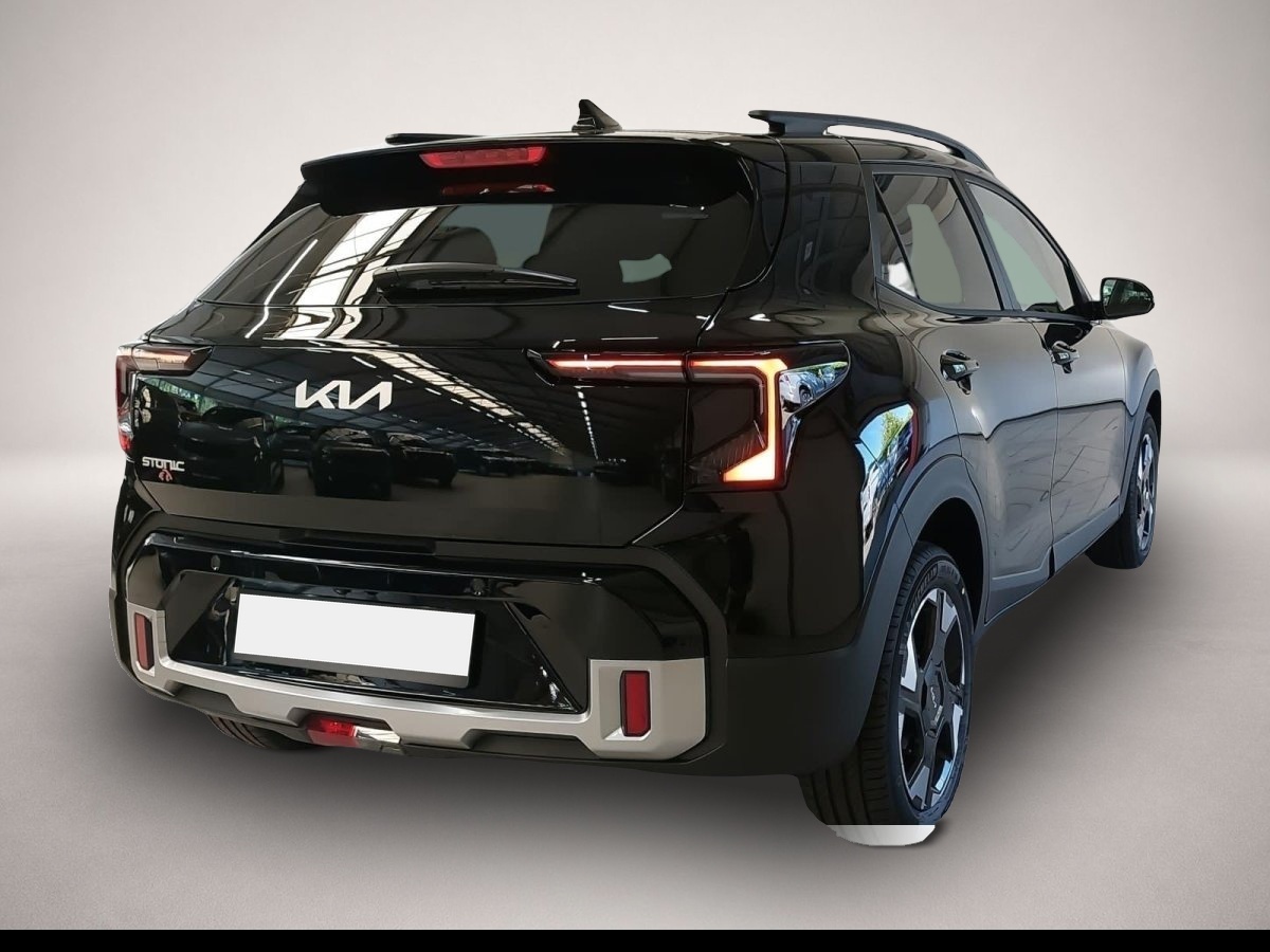 Kia Stonic, image 2 of 4