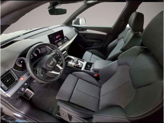 Audi Q5 (07/2025, Benzin)