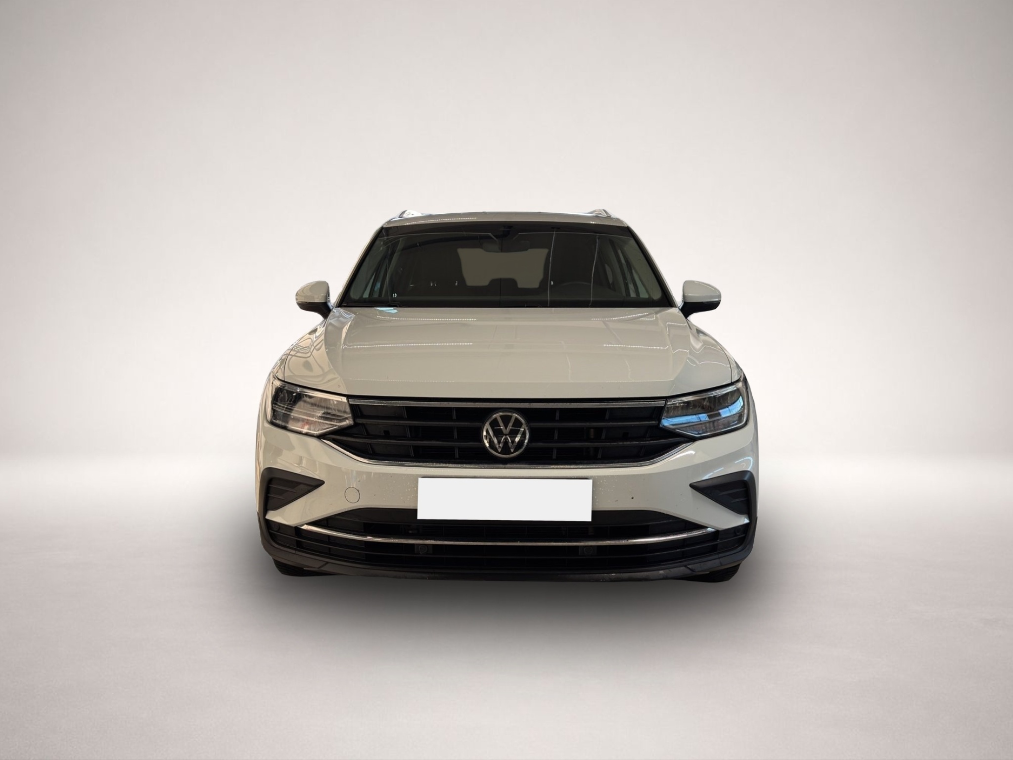 Volkswagen Tiguan (06/2021, Benzin)