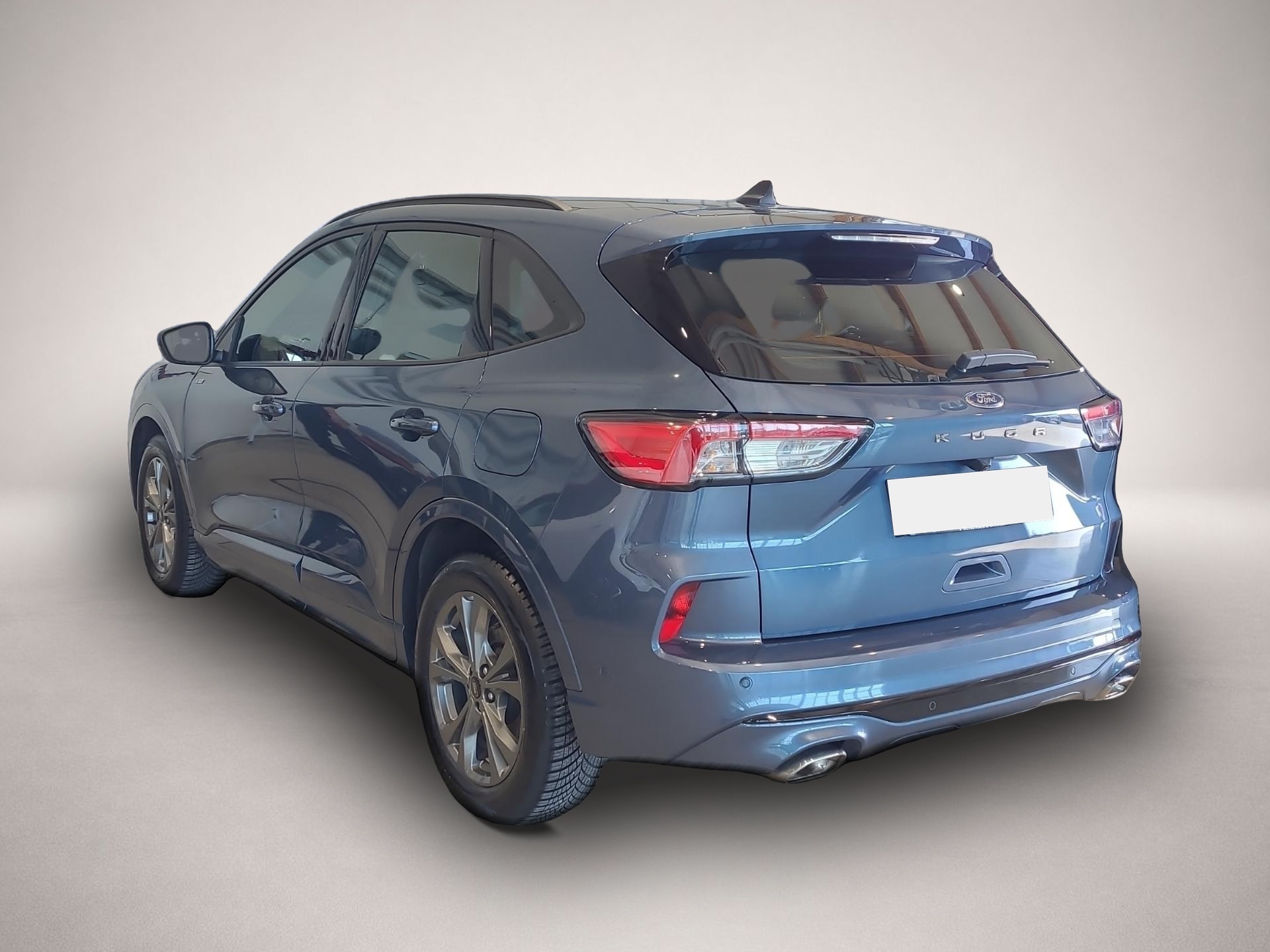 Ford Kuga (10/2023, Benzin)