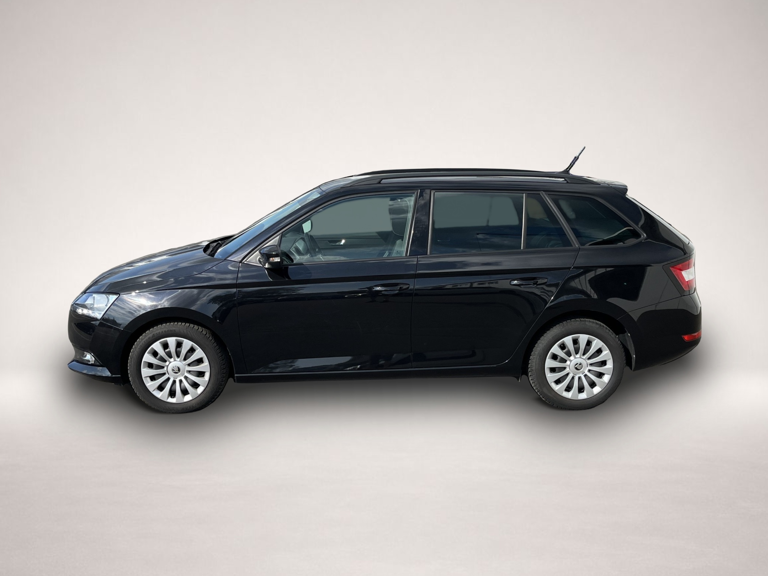 Skoda Fabia (08/2022, Benzin)