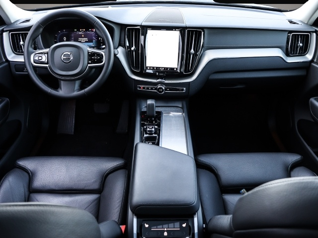 Volvo XC60 (12/2023, Diesel)