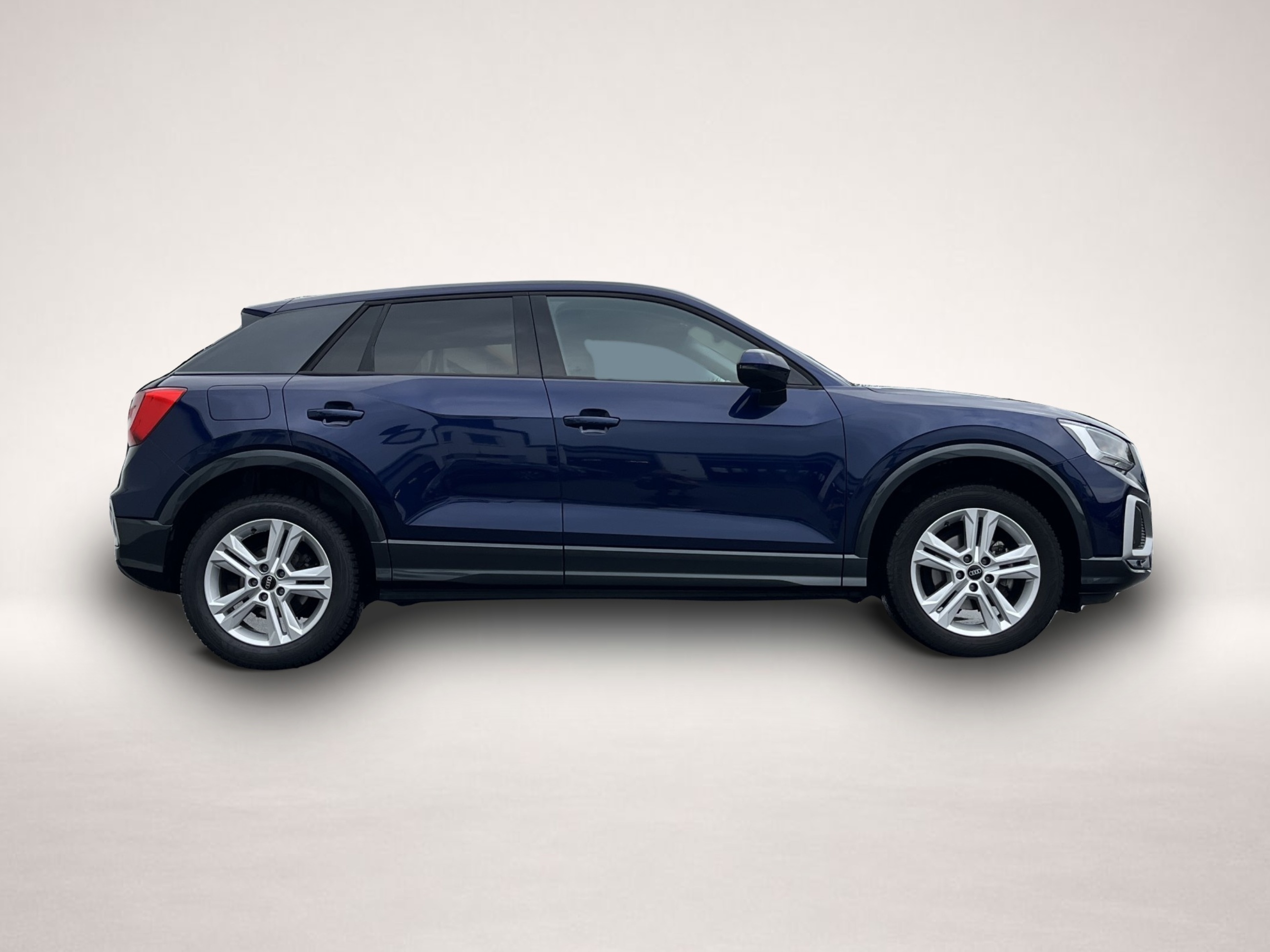 Audi Q2 (05/2024, Benzin)