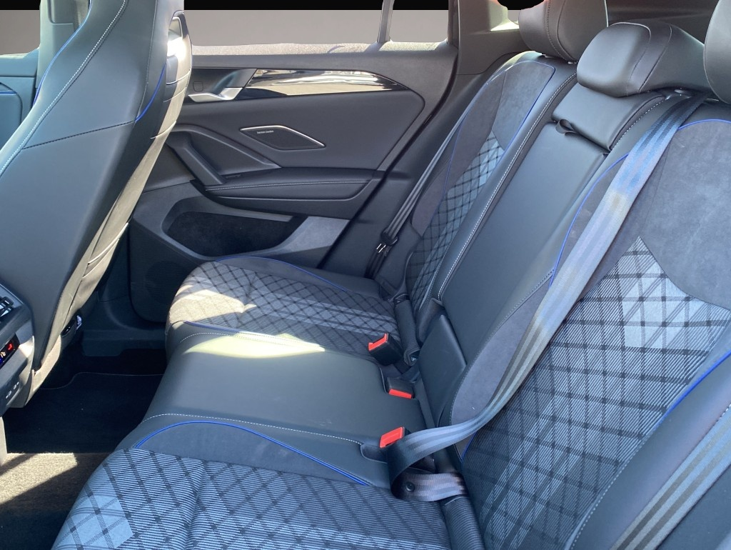 Volkswagen Tiguan (09/2025, Benzin)