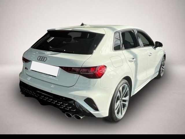 Audi S3 (12/2024, Benzin)