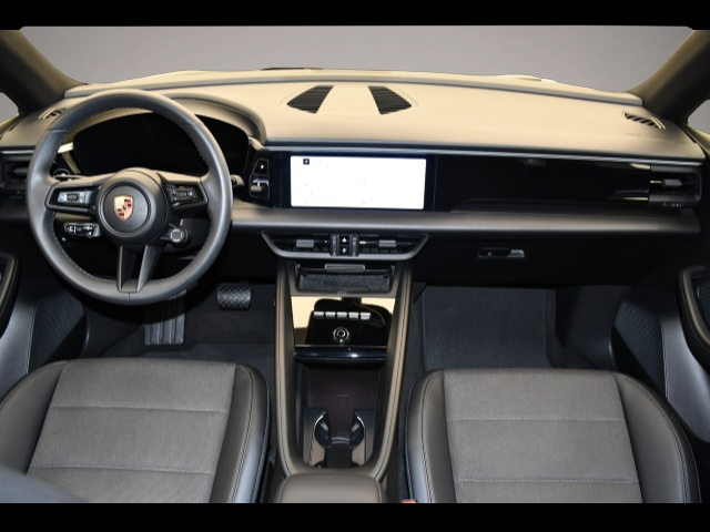 Porsche Macan (11/2024, ELECTRIC)