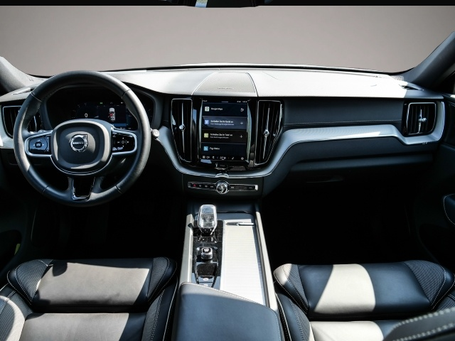 Volvo XC60 (01/2023, Diesel)
