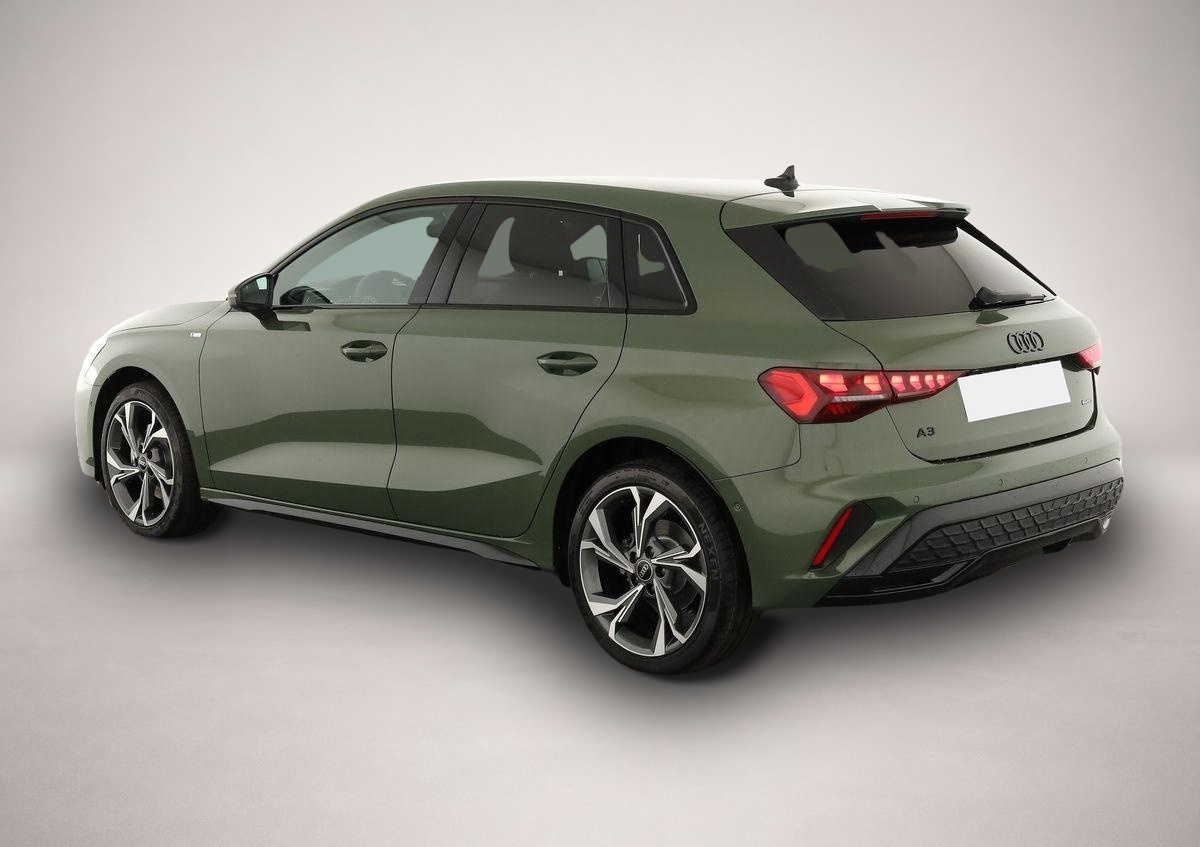 Audi quattro (06/2026, Benzin)
