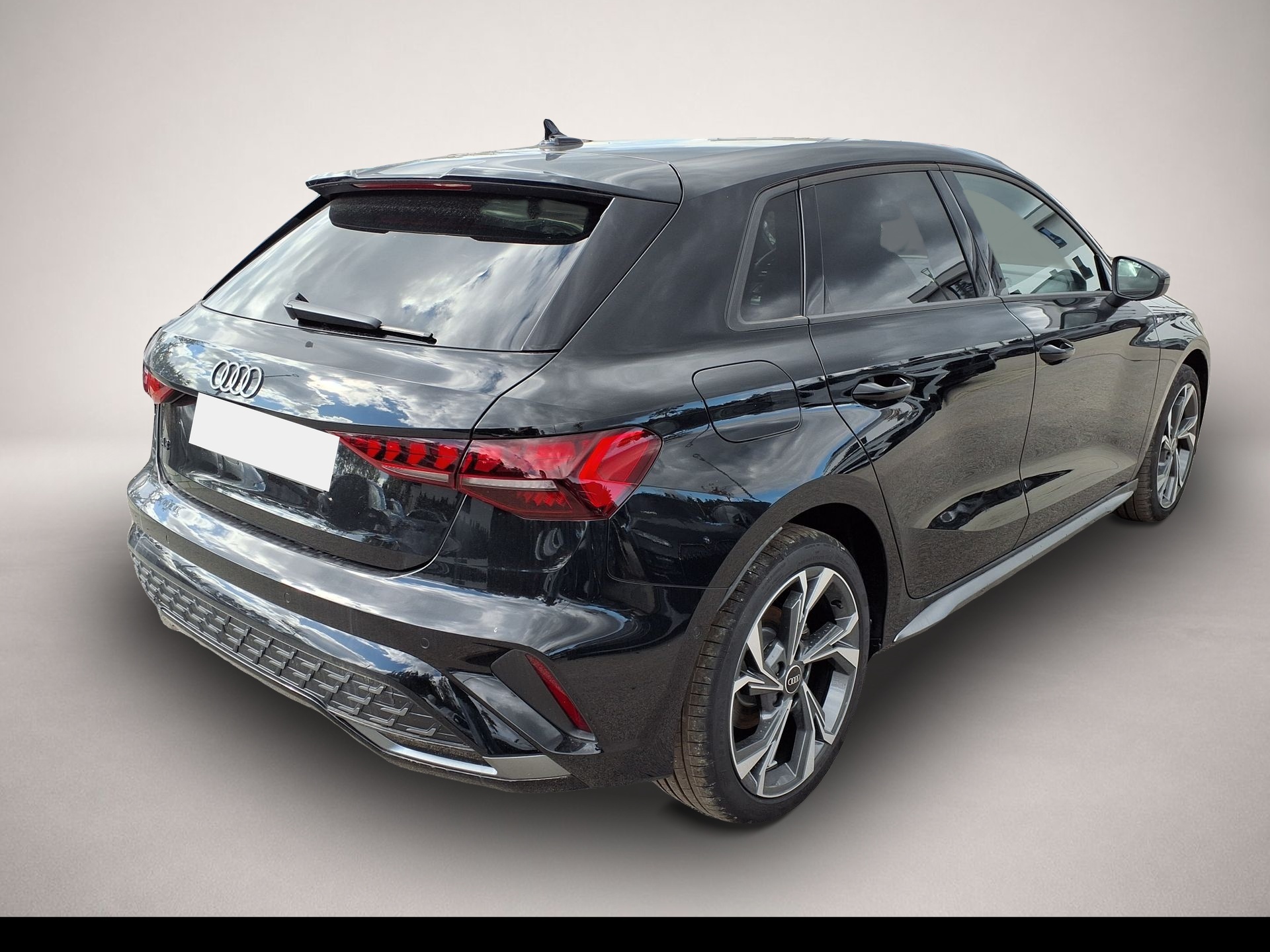 Audi A3, image 3 of 5