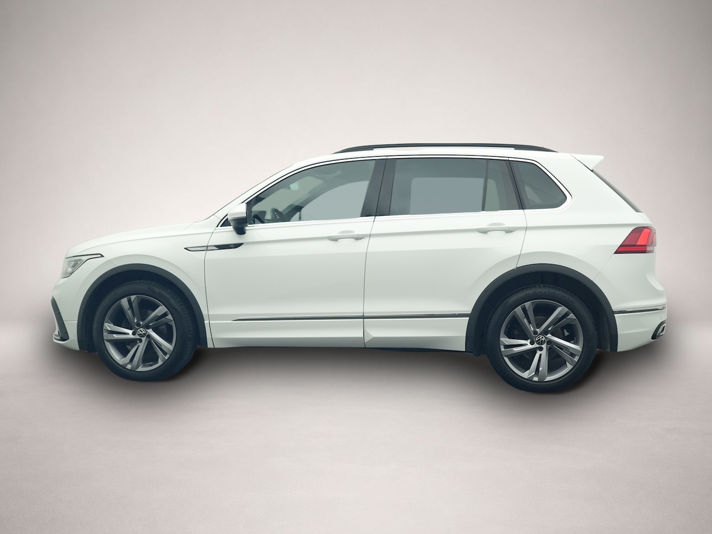 Volkswagen Tiguan (06/2022, Benzin)