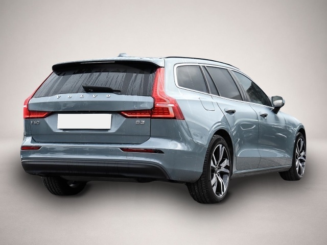 Volvo V60 (06/2024, Benzin)