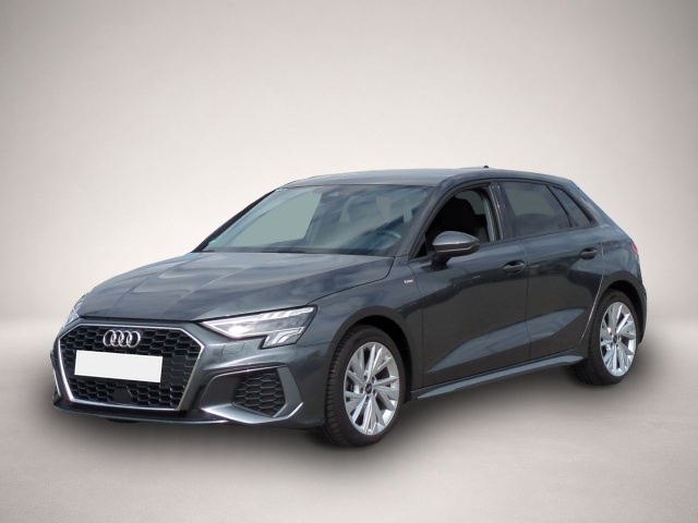 Audi A3 (04/2024, Benzin)