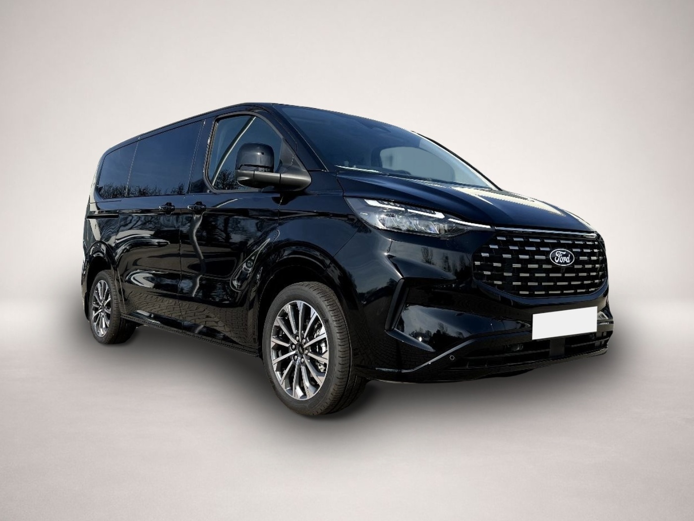 Ford Tourneo Custom (10/2025, Diesel)