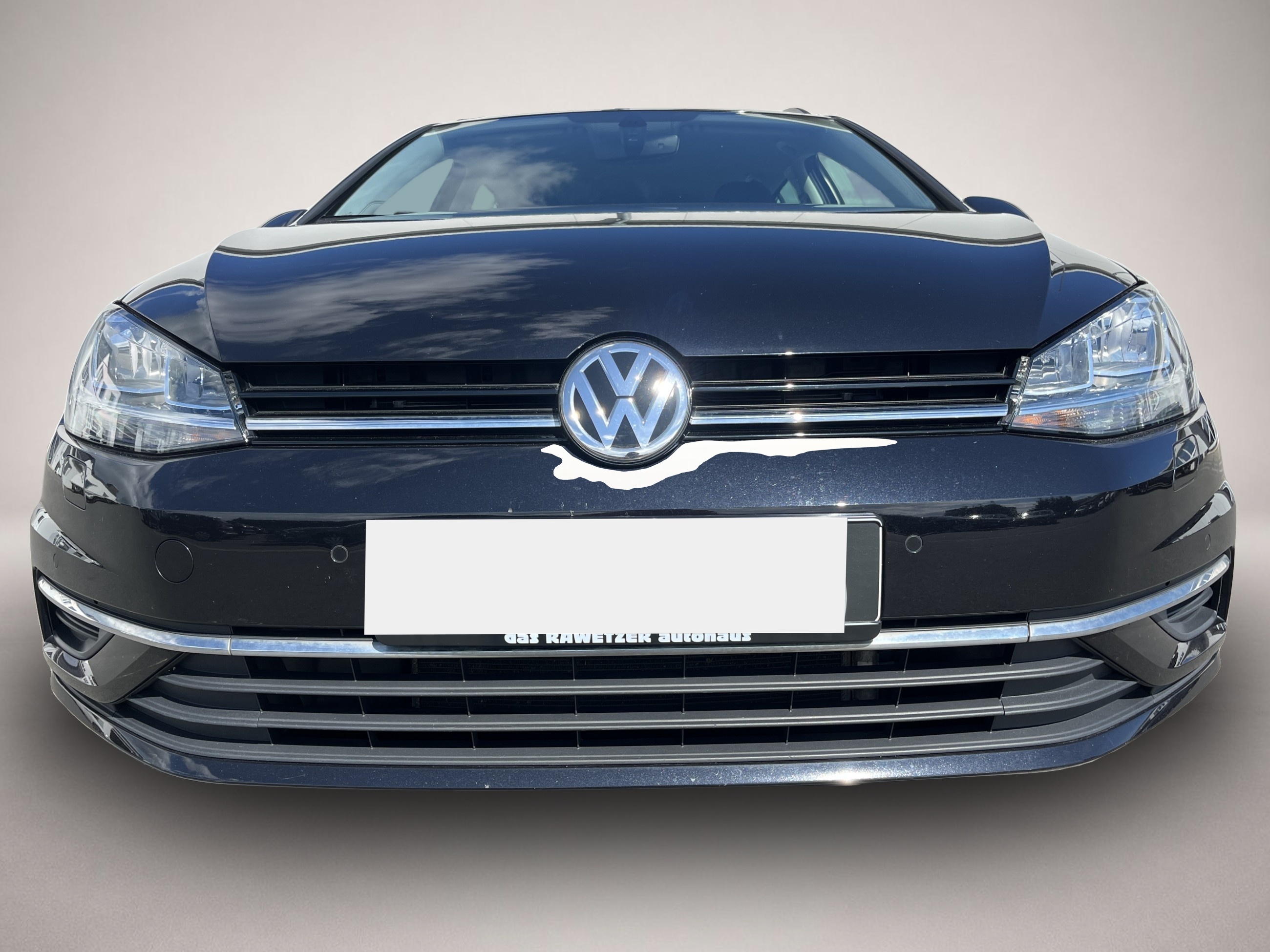 Volkswagen Golf (12/2020, Benzin)