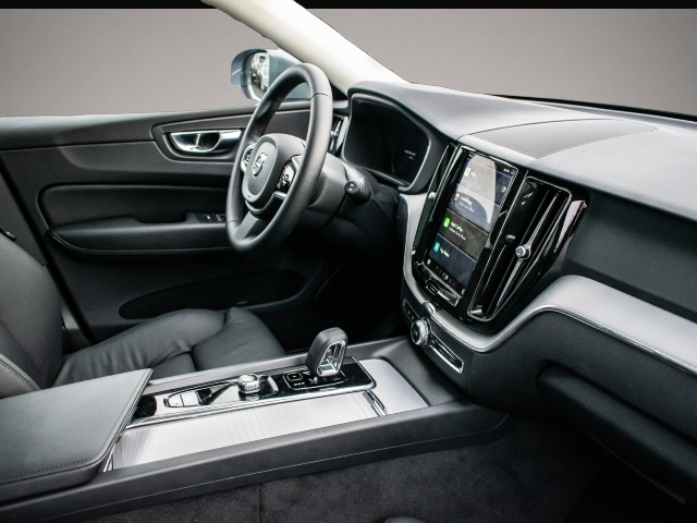 Volvo XC60 (04/2024, Hybrid (Benzin/Elektro))