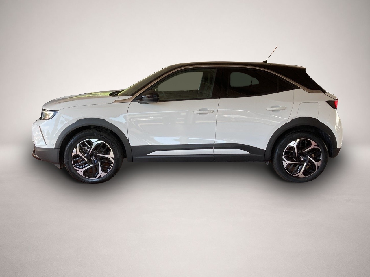 Opel Mokka-e (10/2023, ELECTRIC)