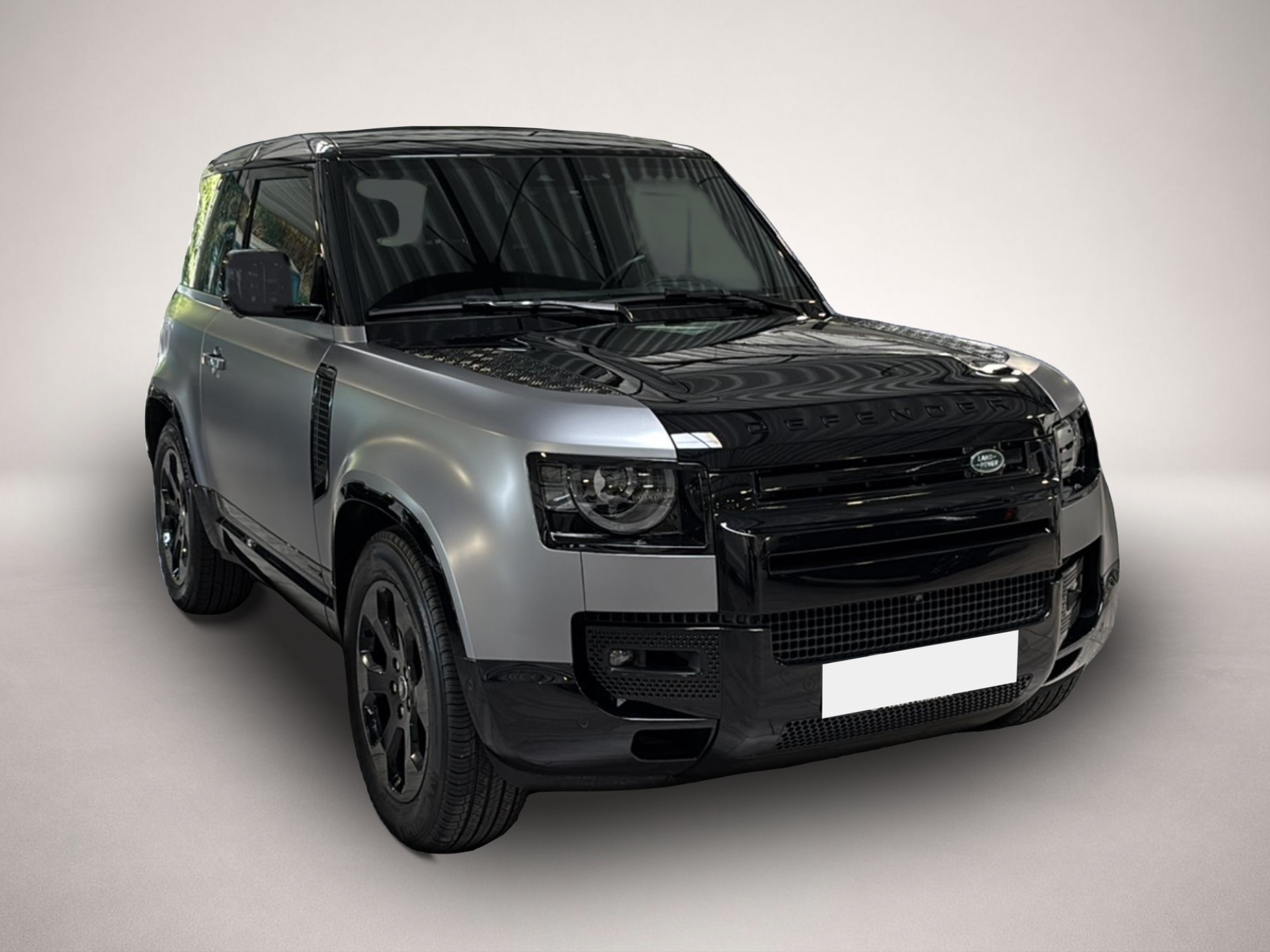 Land-Rover Defender (06/2023, Benzin)