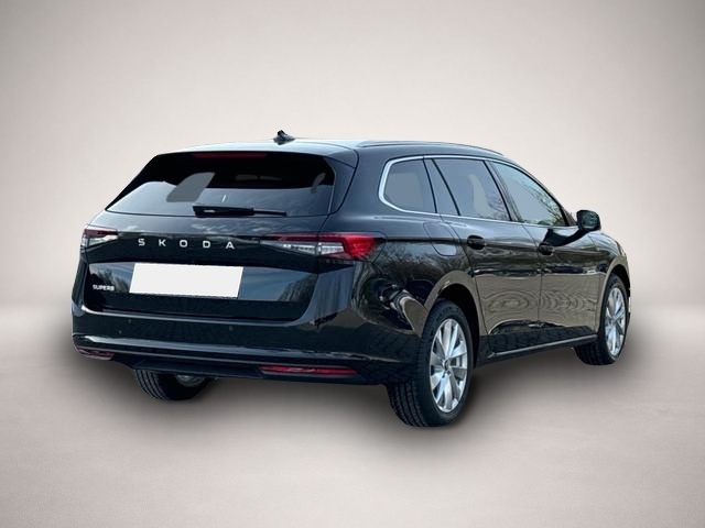 Skoda Superb (01/2026, Diesel)