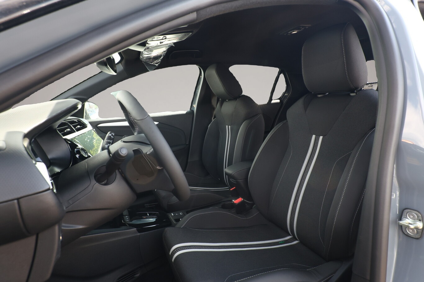 Opel Corsa (10/2025, Benzin)