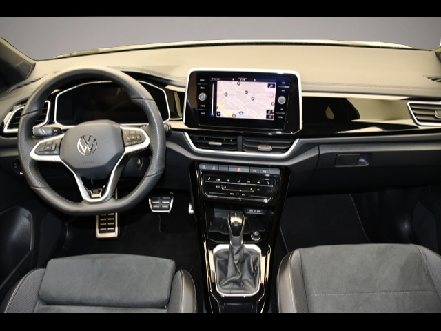 Volkswagen T-Roc (10/2025, )