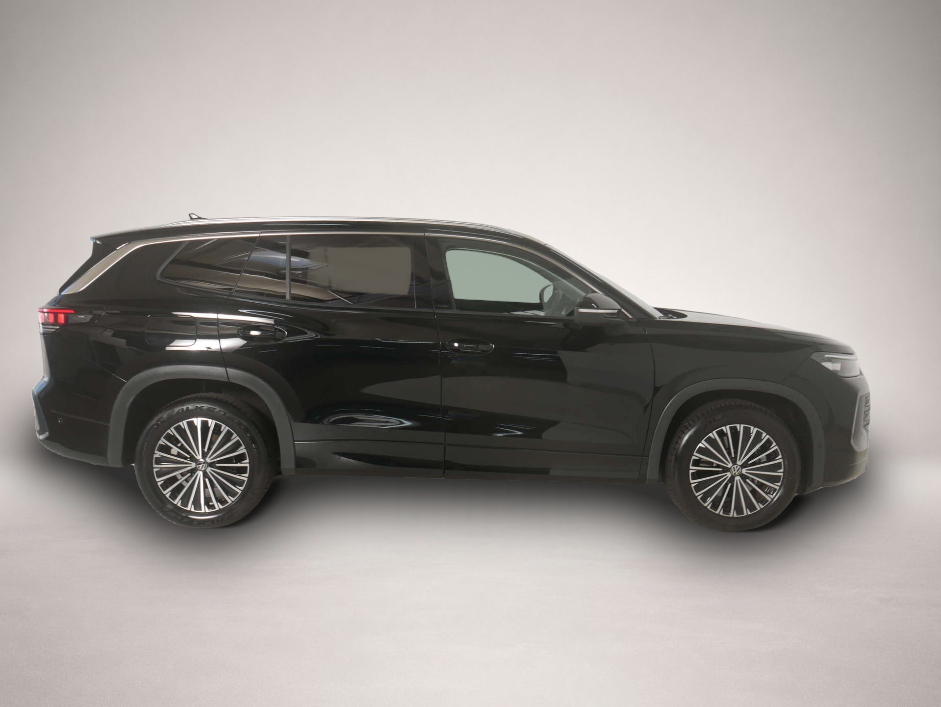 Volkswagen Tayron (12/2025, Benzin)