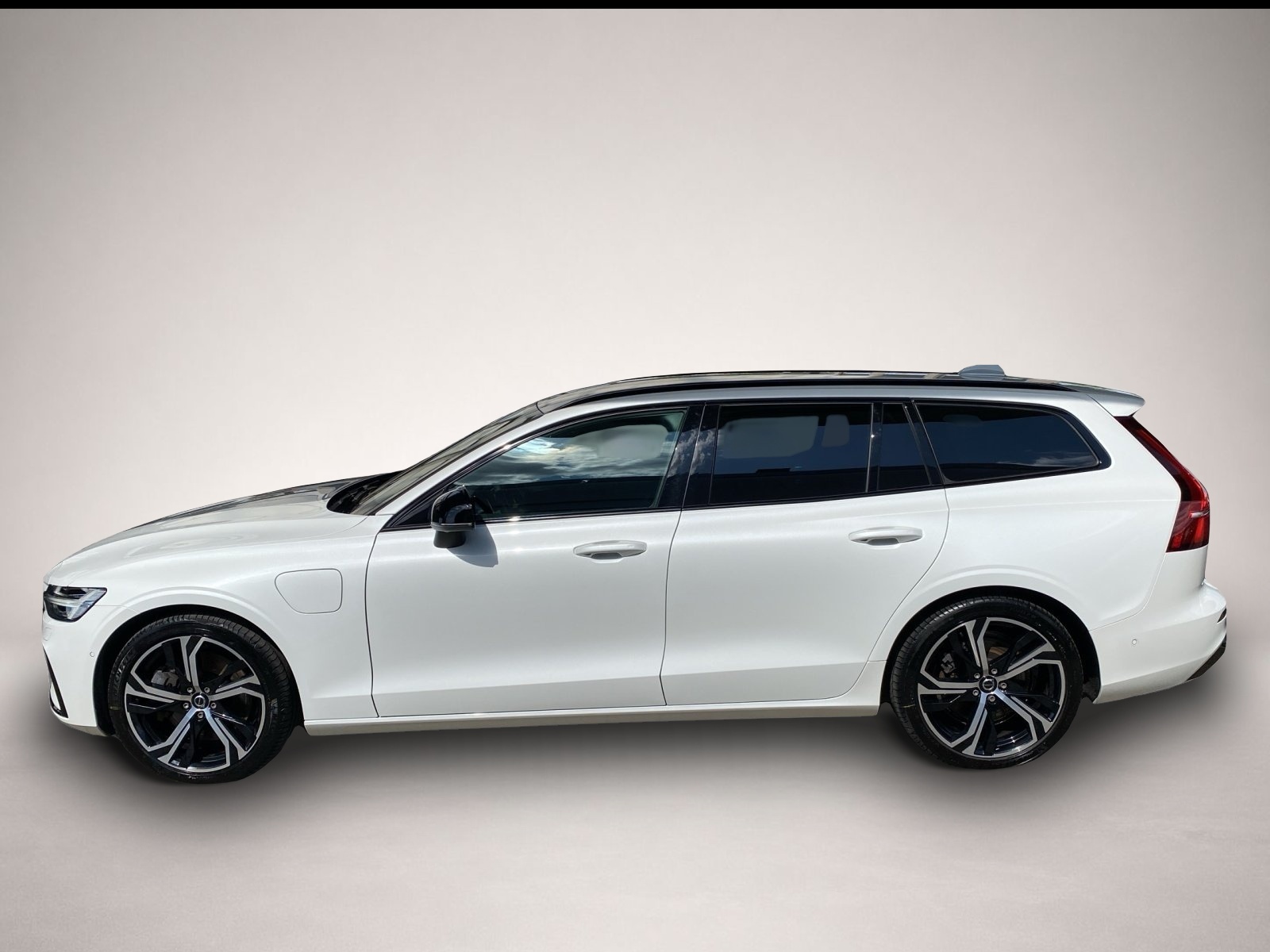 Volvo V60 (06/2024, )
