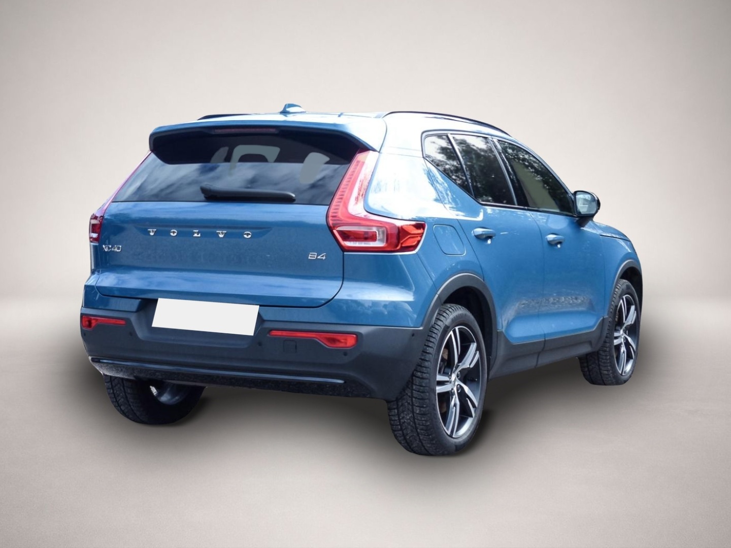 Volvo XC40 (06/2025, Benzin)