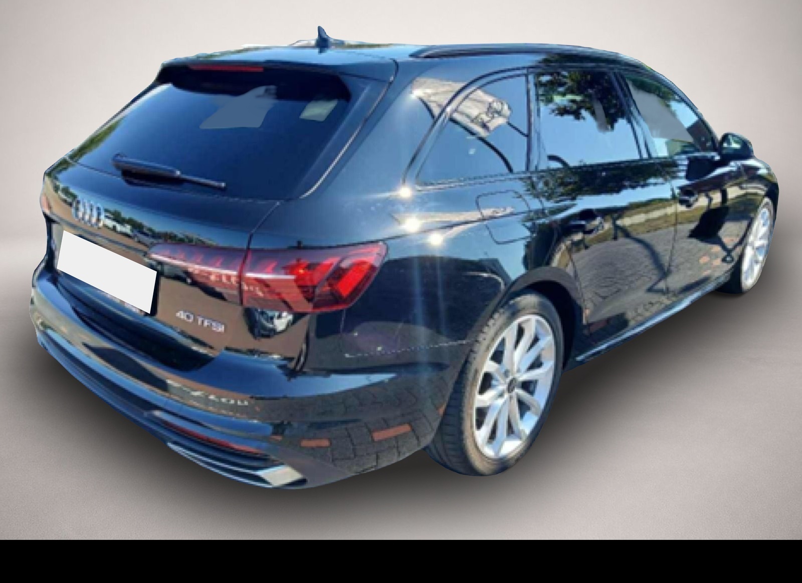 Audi A4 (08/2023, )