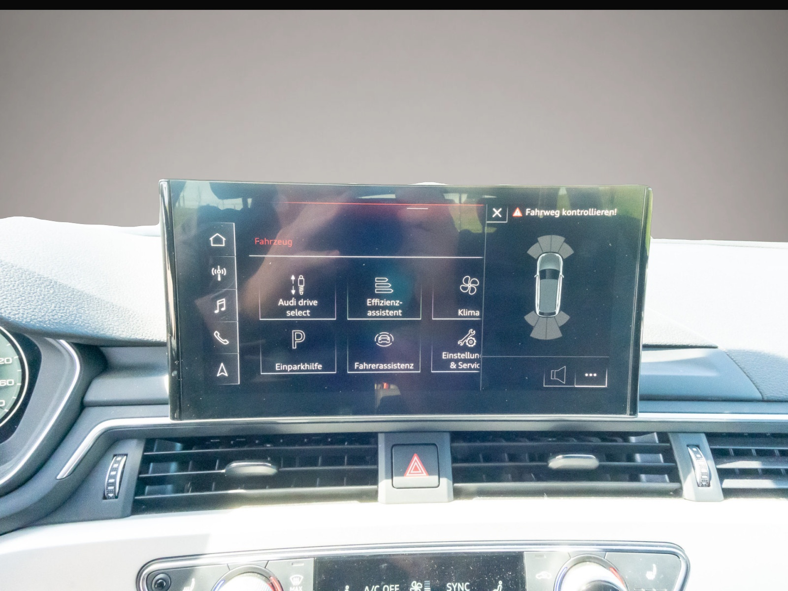 Audi A4 (12/2021, Diesel)