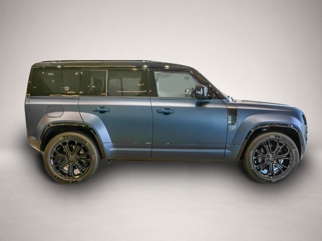 Land-Rover Defender (, Benzin)