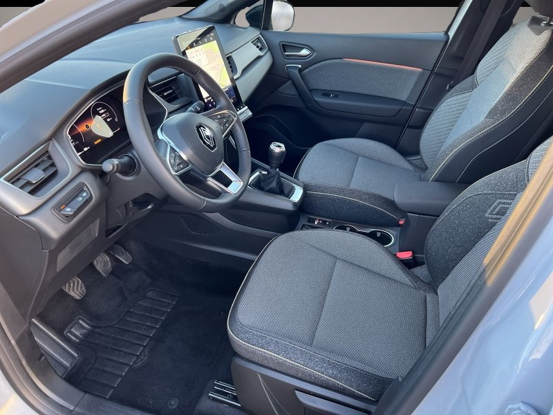 Renault Captur (06/2025, Benzin)