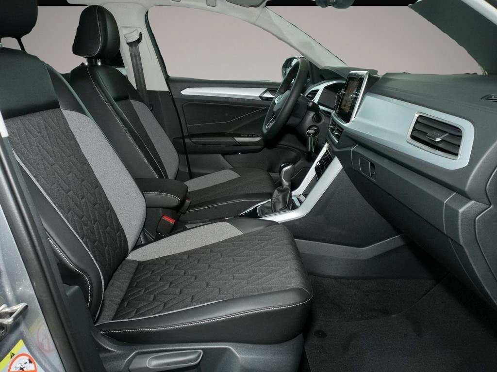 Volkswagen T-Roc (06/2026, Benzin)
