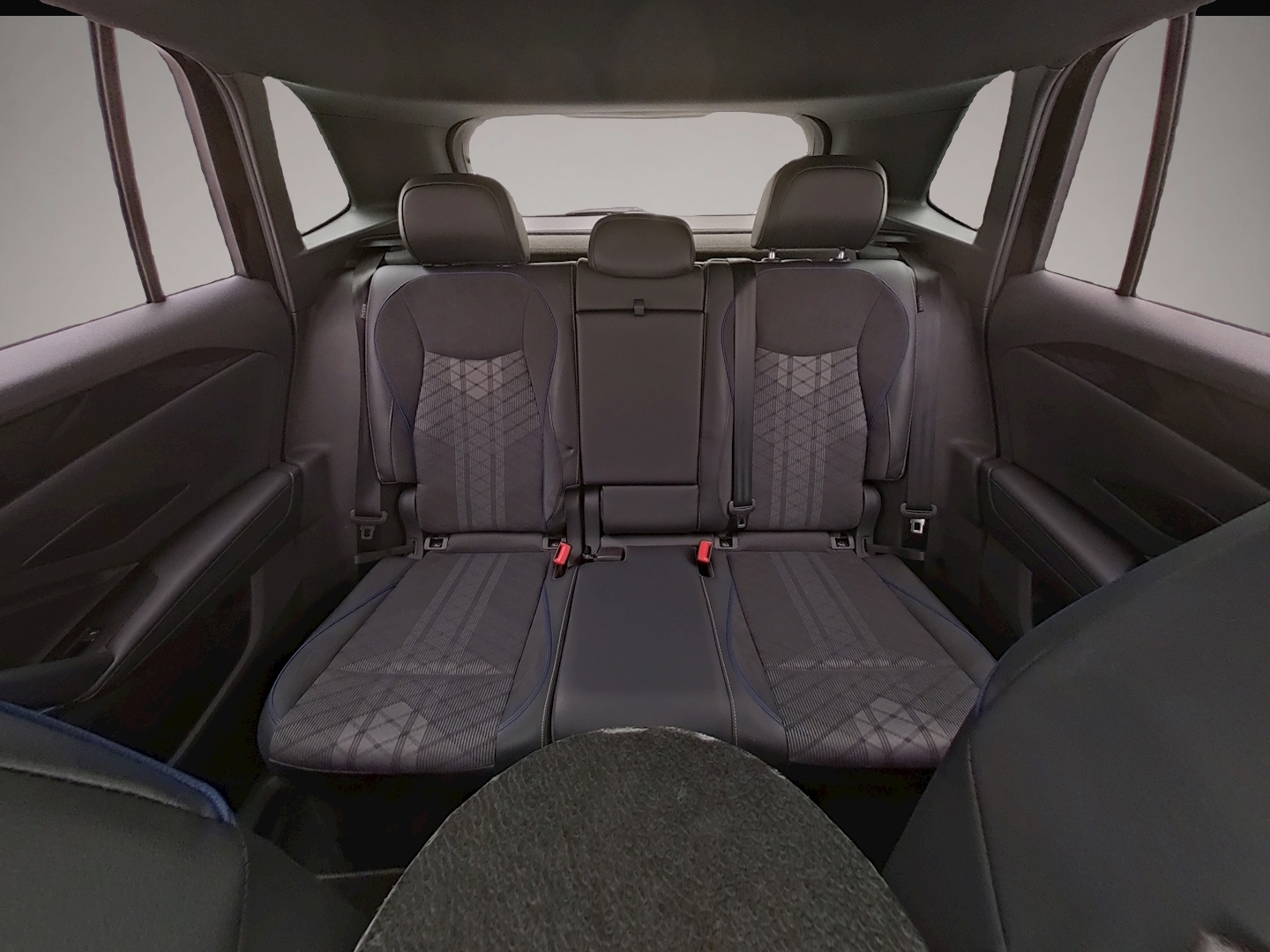 Volkswagen Tiguan (11/2025, Benzin)