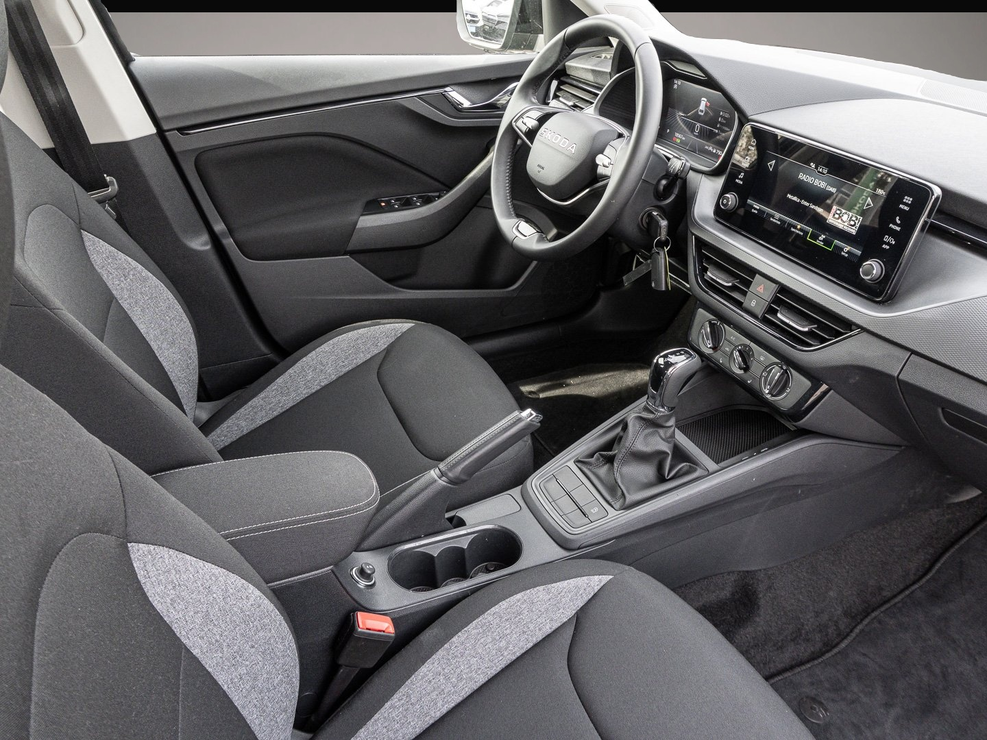 Skoda Scala (06/2025, Benzin)