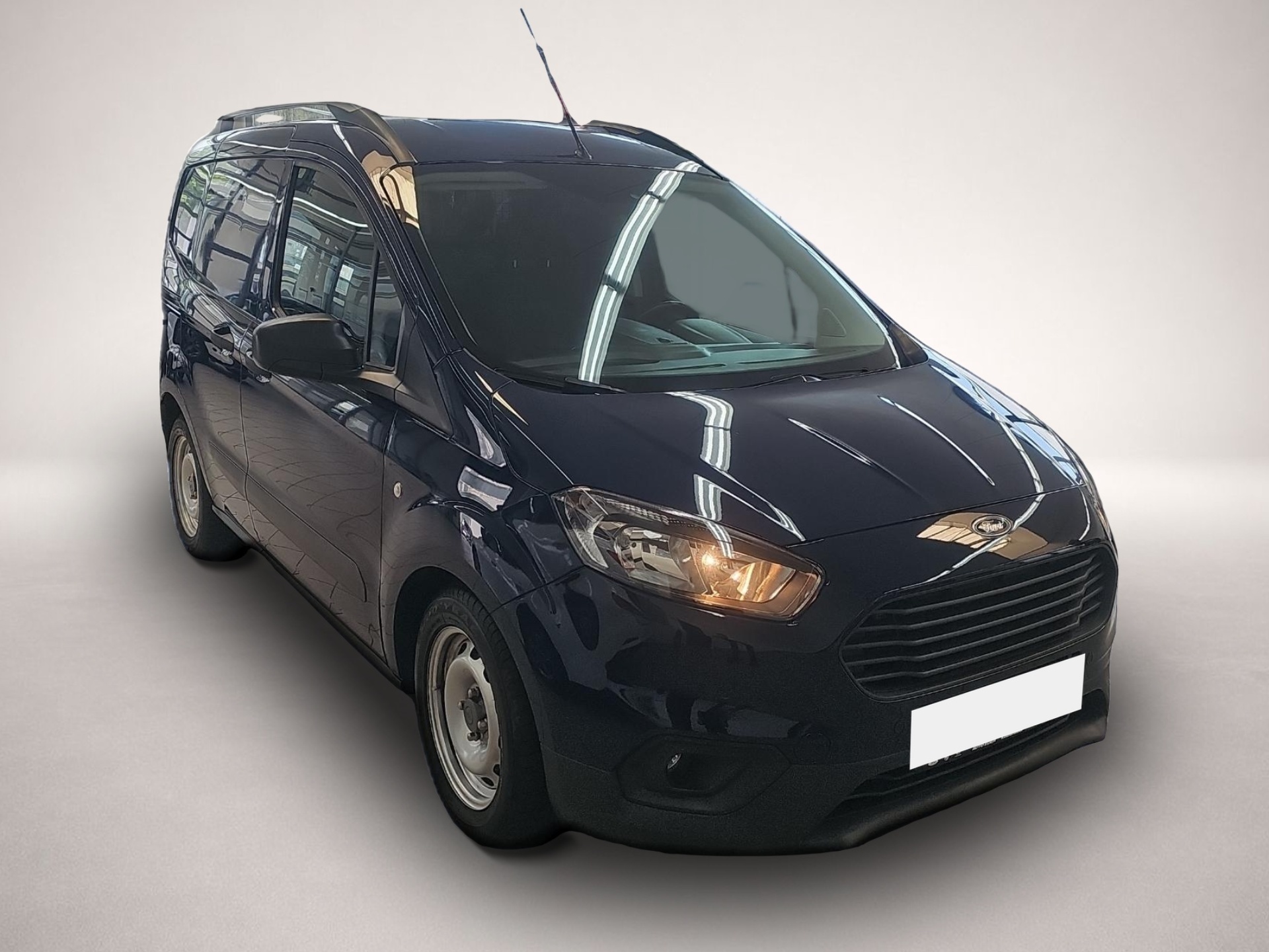 Ford Transit Courier (03/2023, Benzin)