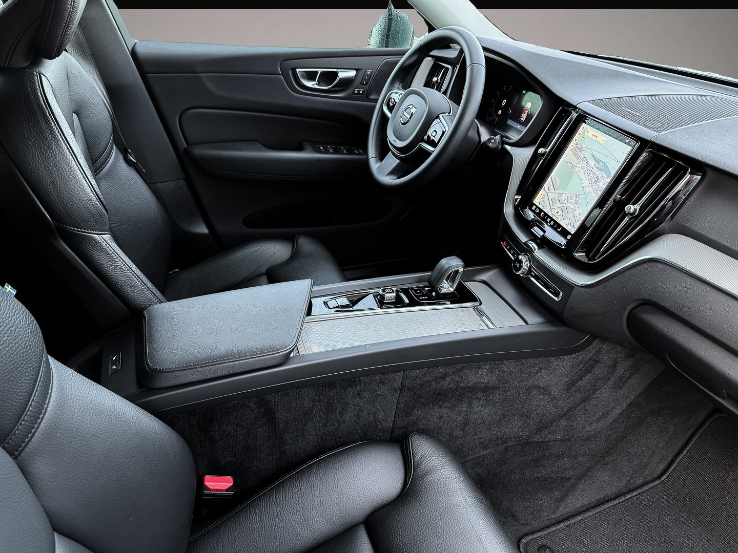 Volvo XC60 (12/2023, Benzin)