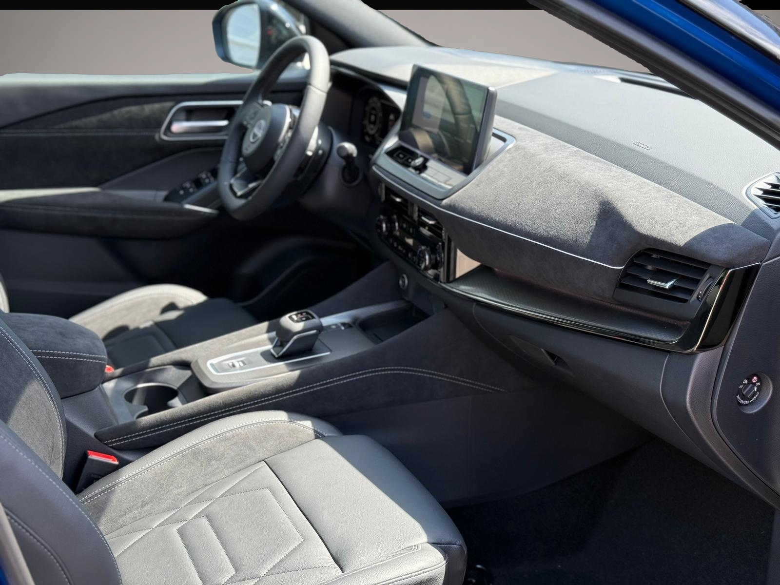 Nissan Qashqai (06/2025, Benzin)