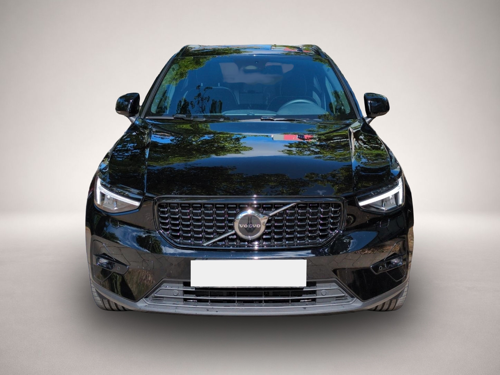 Volvo XC40 (04/2023, Benzin)