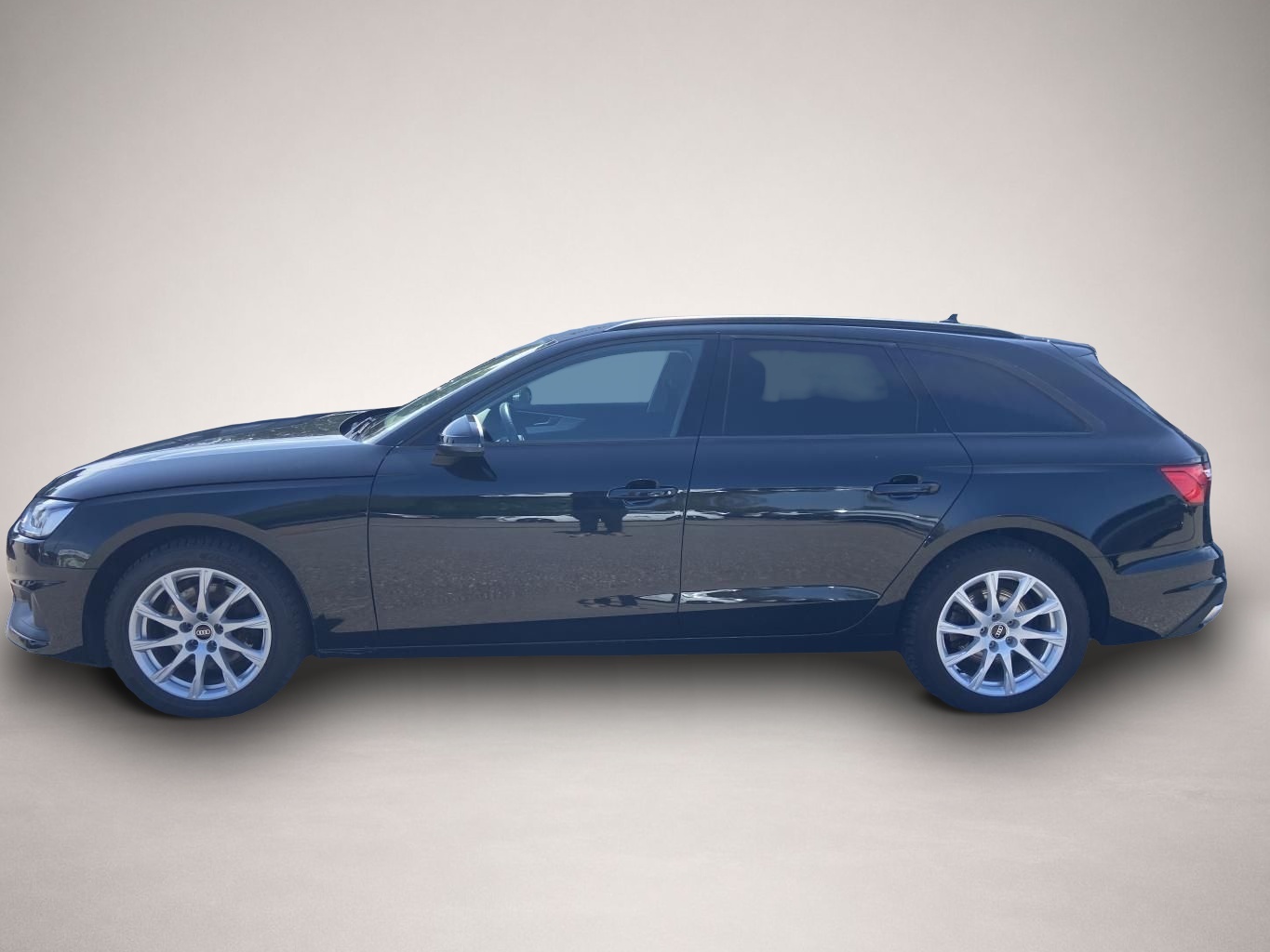 Audi A4 (09/2022, )