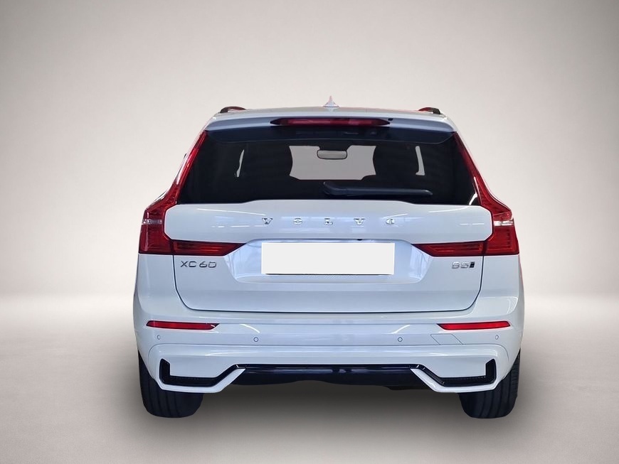 Volvo XC60 (06/2025, Benzin)