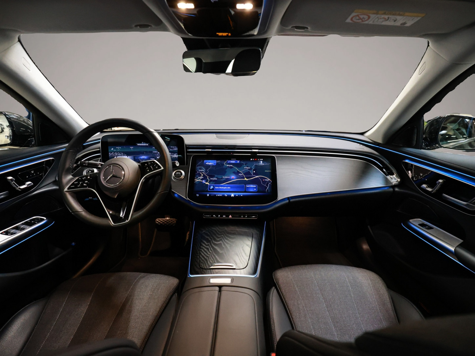 Mercedes-Benz E 300 (10/2024, Hybrid (Diesel/Elektro))