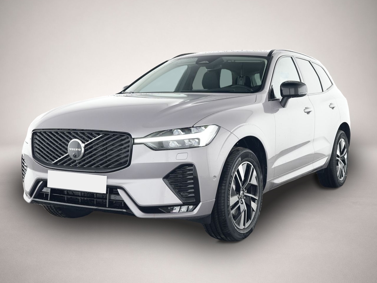 Volvo XC60 (07/2025, Benzin)