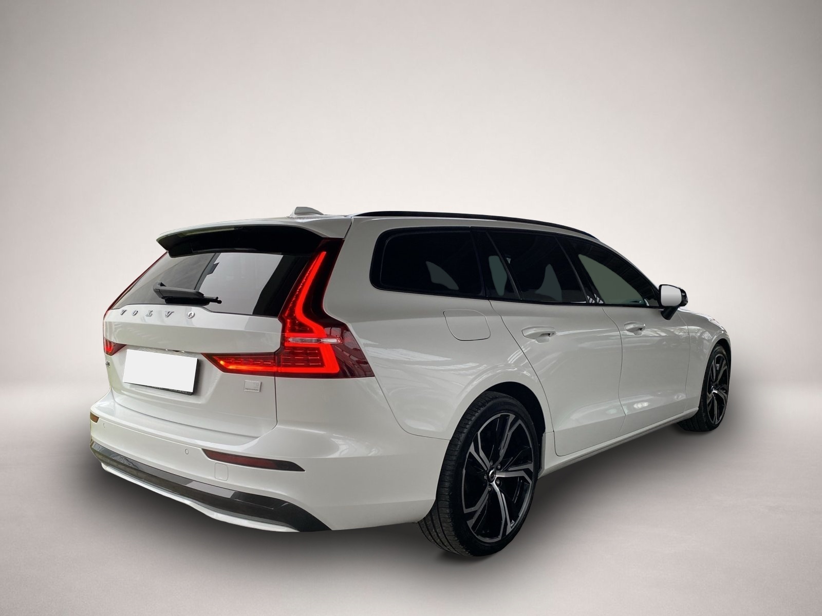 Volvo V60 (05/2023, )