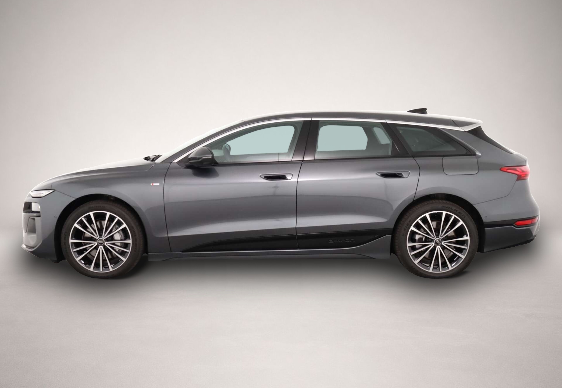 Audi e-tron (08/2025, ELECTRIC)