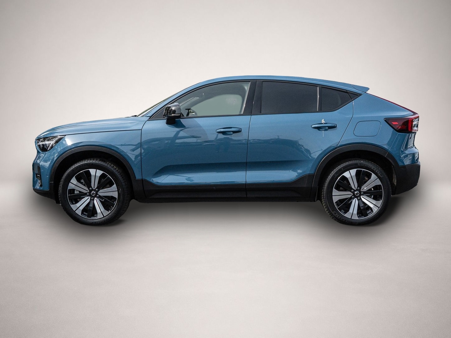Volvo C40 (03/2023, ELECTRIC)