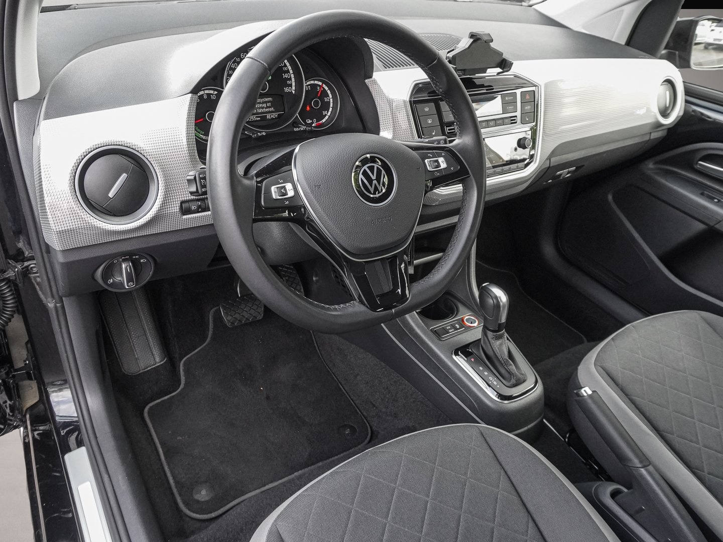 Volkswagen e-up! (07/2025, ELECTRIC)
