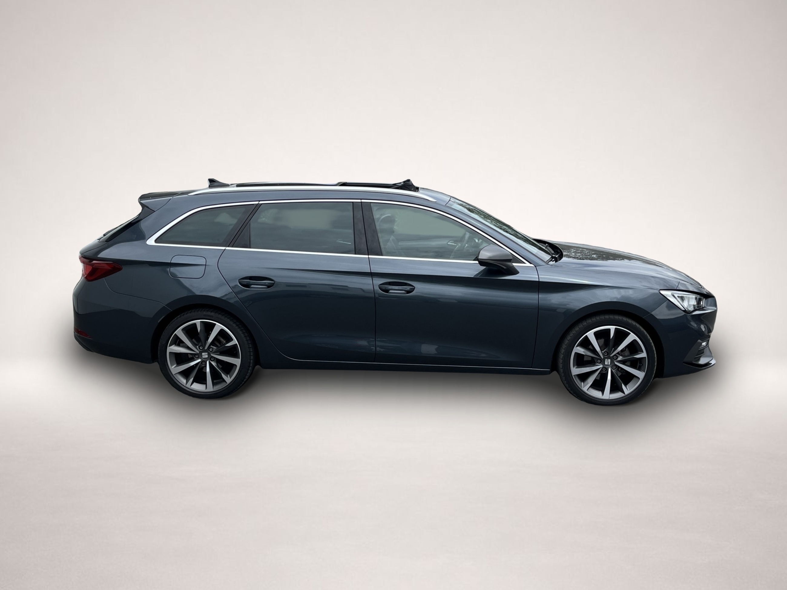 Seat Leon (04/2022, Benzin)