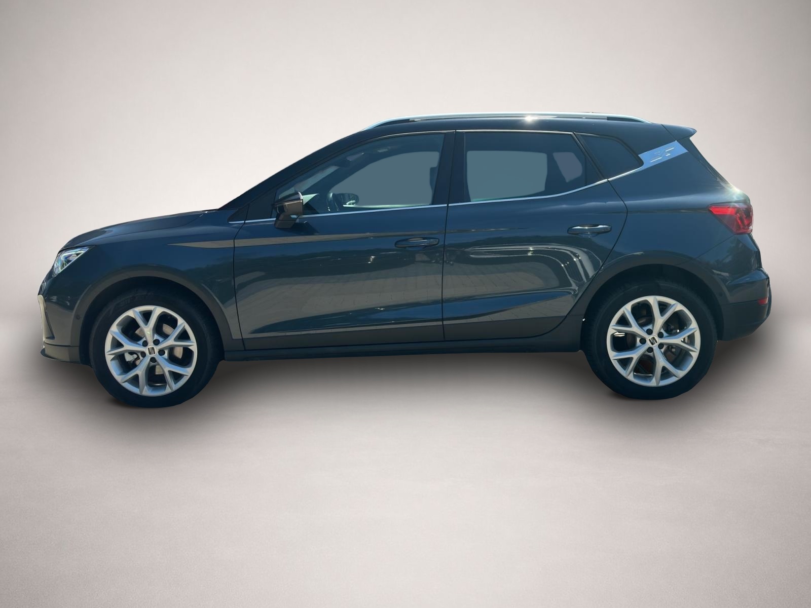 Seat Arona (11/2025, Benzin)